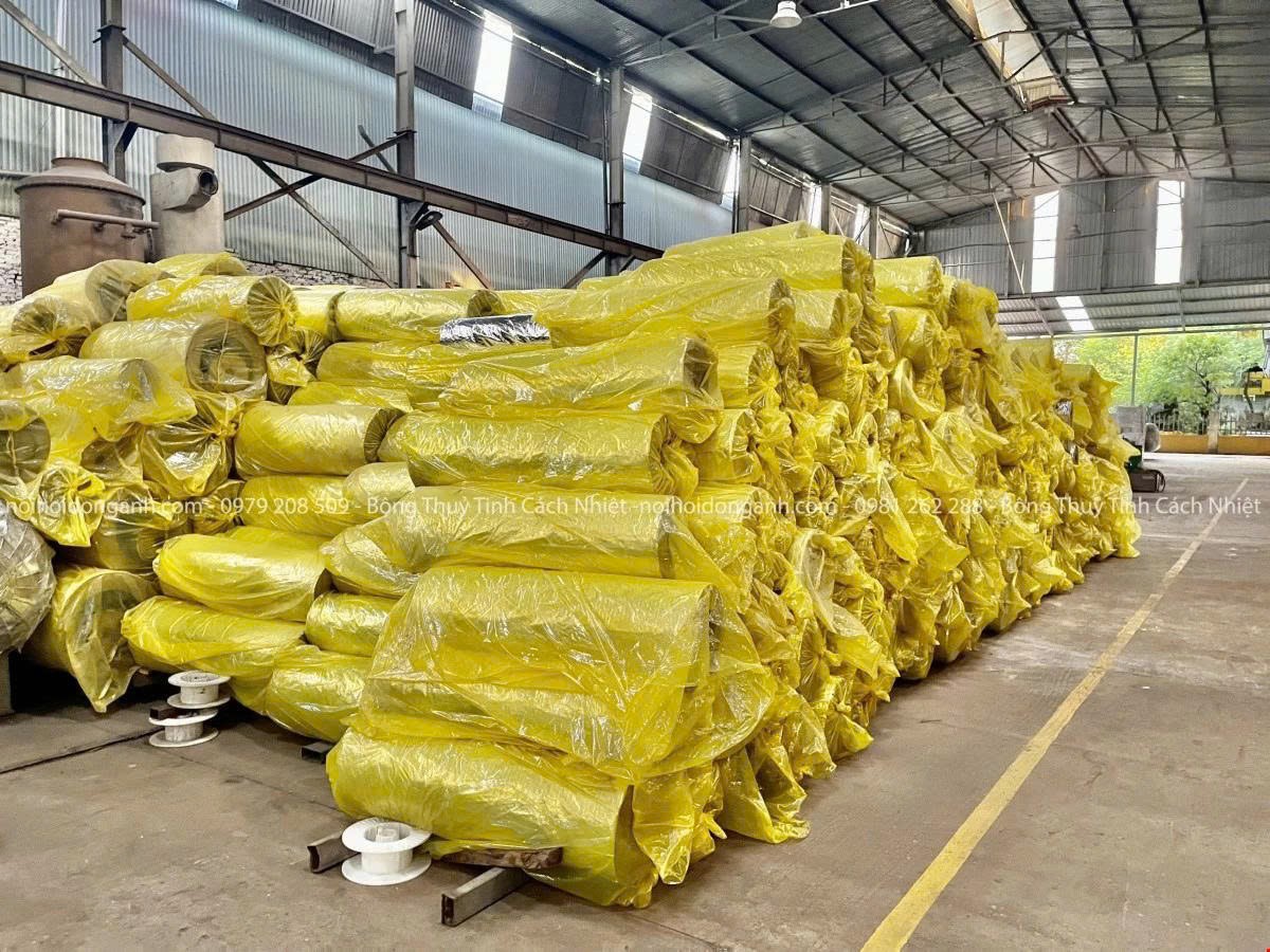 Bông Thủy Tinh Dạng Ống Bọc Bạc – Giải Pháp Cách Nhiệt, Tiết Kiệm Năng Lượng Hiệu Quả