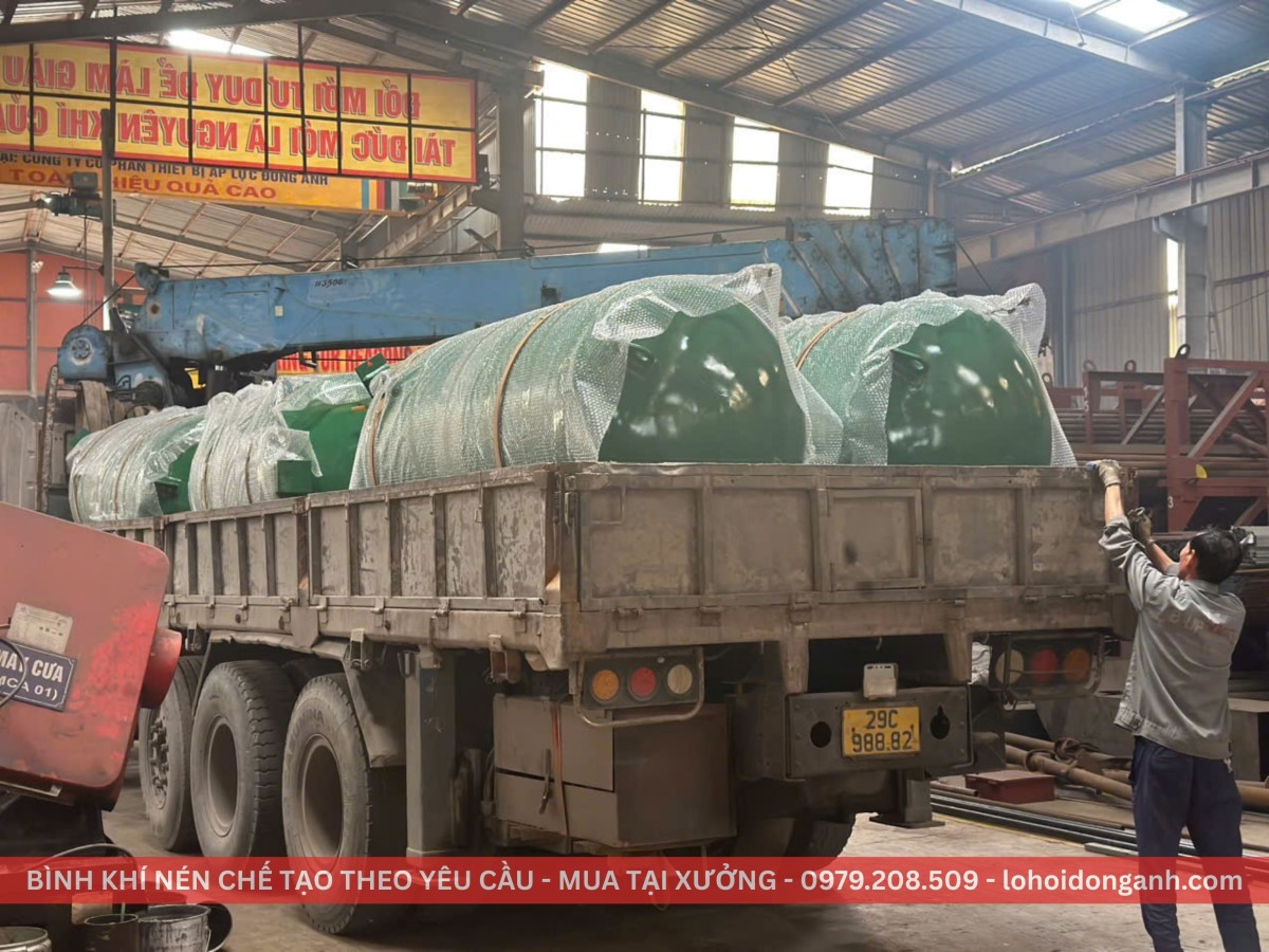 BÀN GIAO LÔ 10 BÌNH KHÍ NÉN ÁP SUẤT 10 BAR CHO CÔNG TY CÓ VỐN ĐẦU TƯ NƯỚC NGOÀI TỪ SINGAPORE